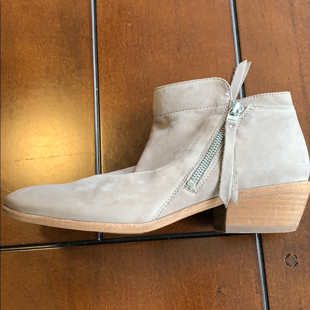Sam Edelman booties - Picture 2 of 6